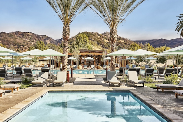 6 outdoor pools, pool cabanas (surcharge), pool umbrellas