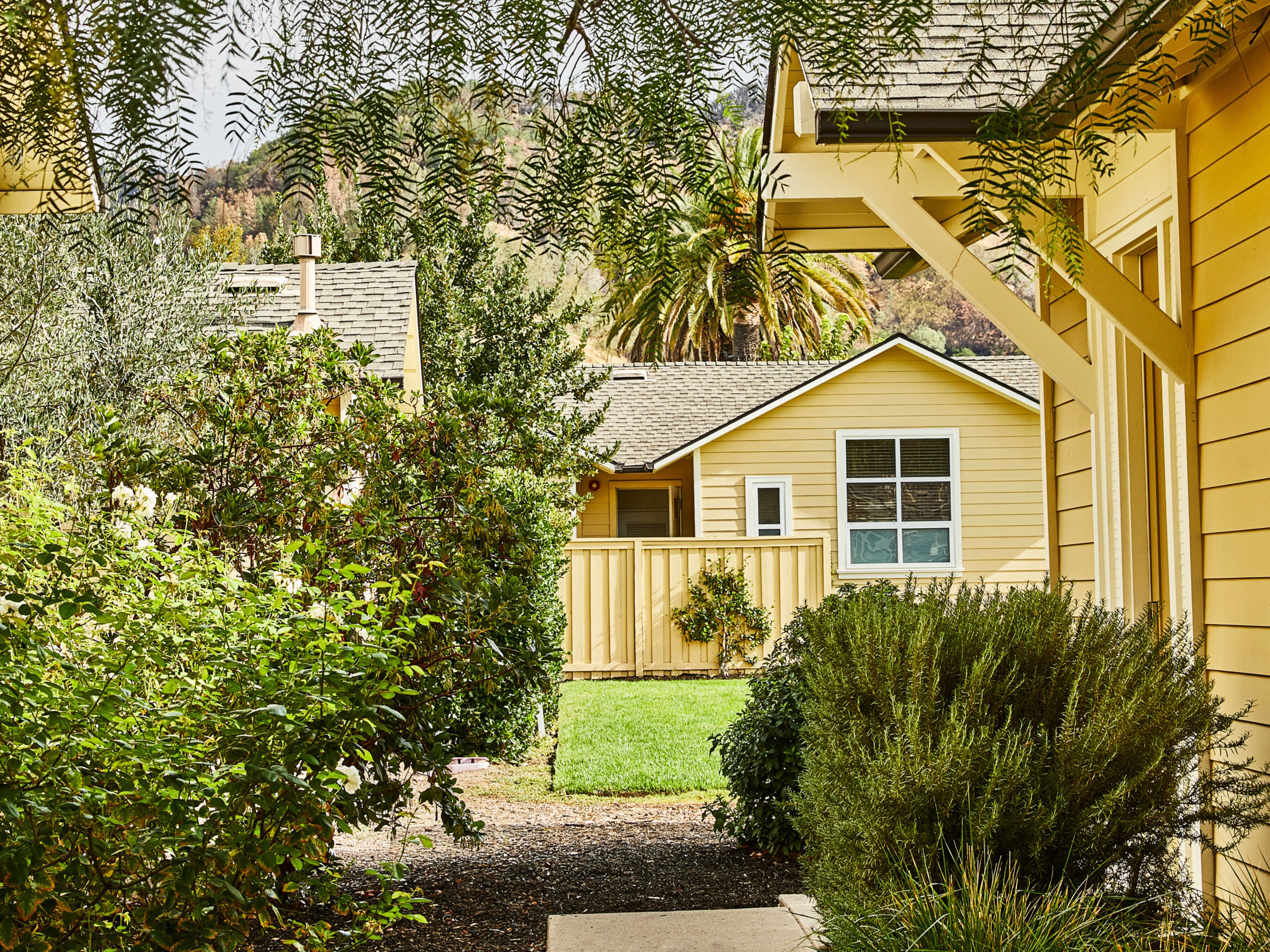 frette italian sheets, premium bedding, down duvets, pillow-top beds