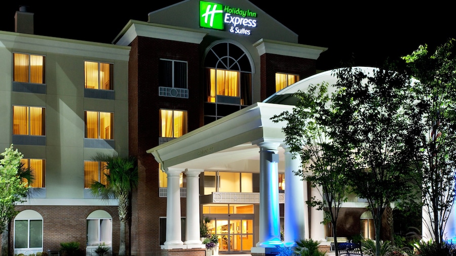 Holiday Inn Express Hotel & Suites Charleston-North by IHG