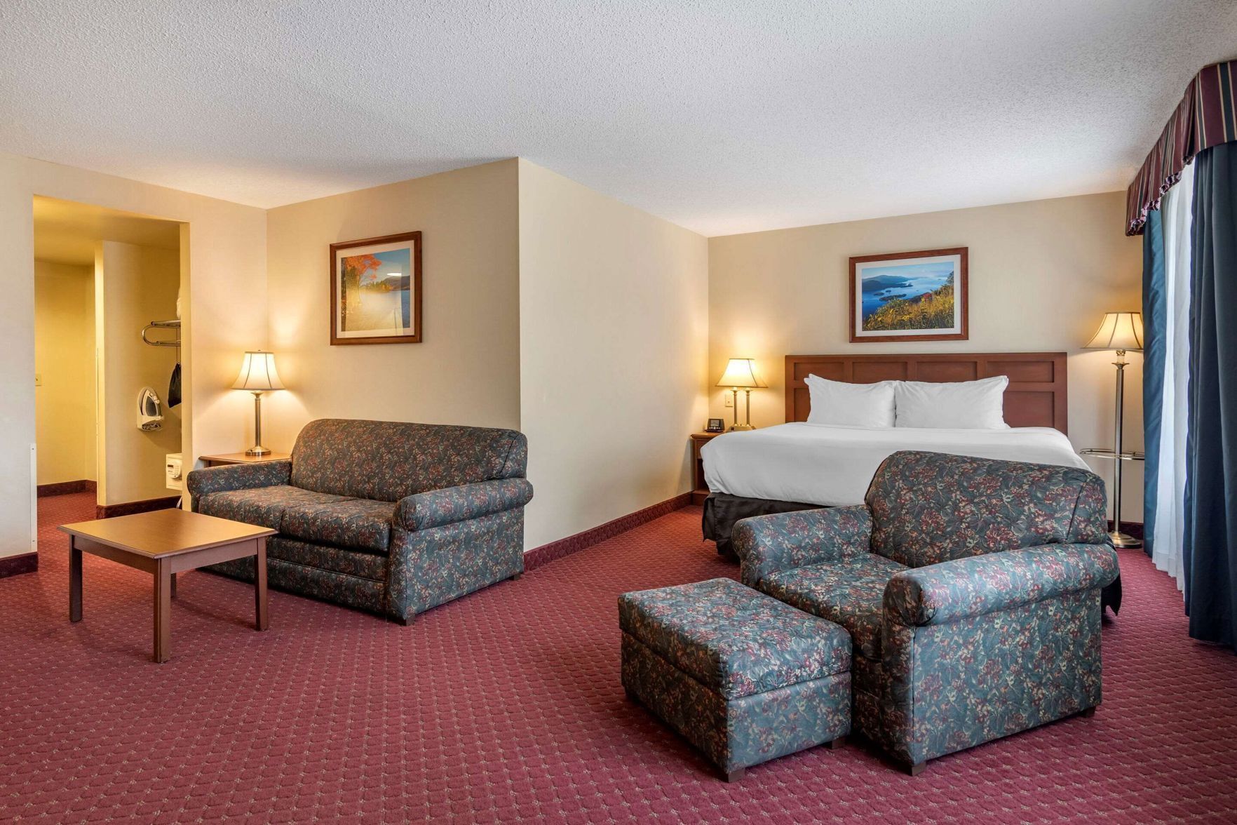 Premium bedding, down comforters, pillowtop beds, in-room safe
