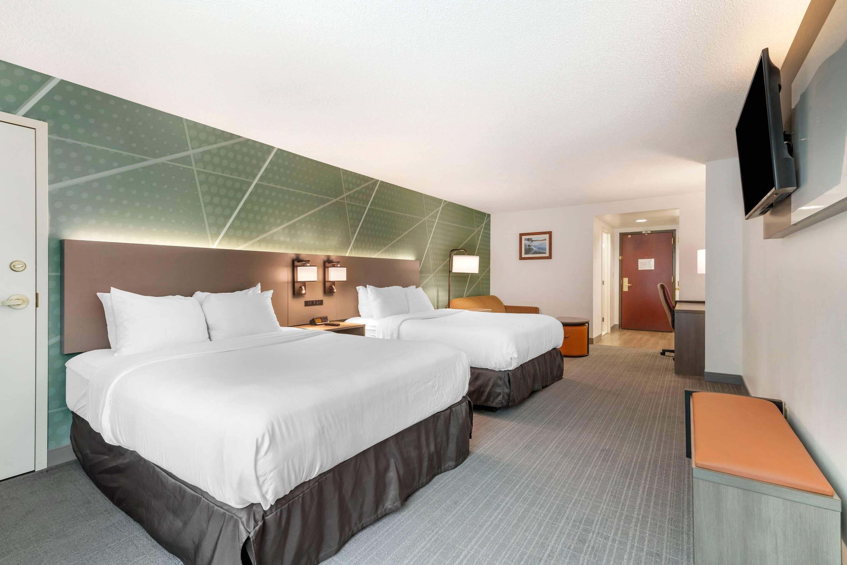 Family Single Room, Multiple Beds, Non Smoking