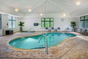 Indoor pool, seasonal outdoor pool, sun loungers
