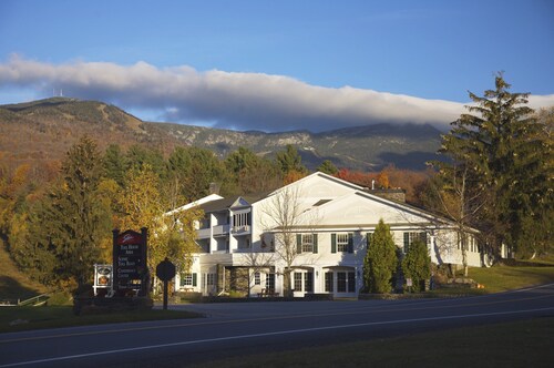 The Inn at the Mountain & Condominiums