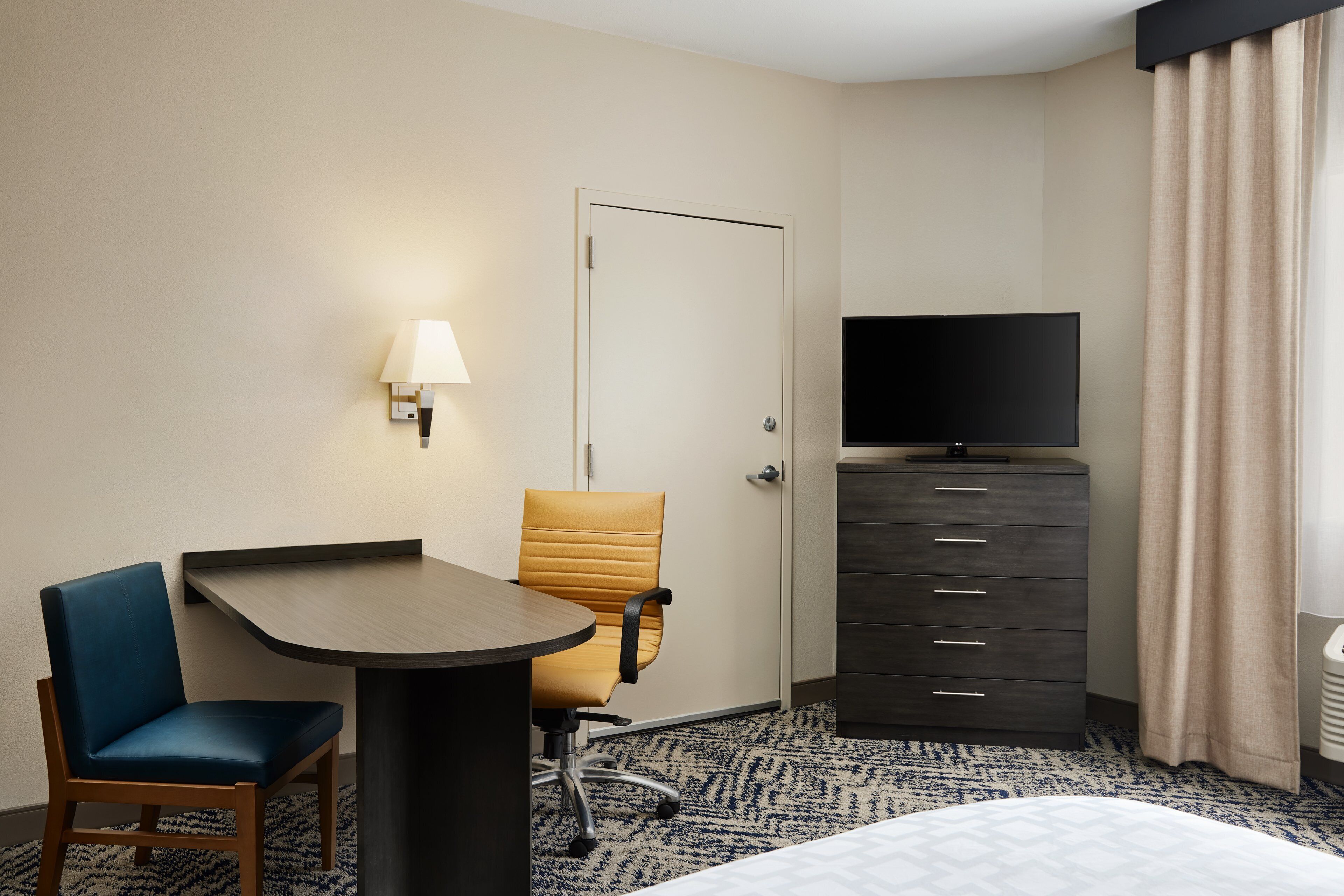 Premium bedding, pillow-top beds, in-room safe, desk