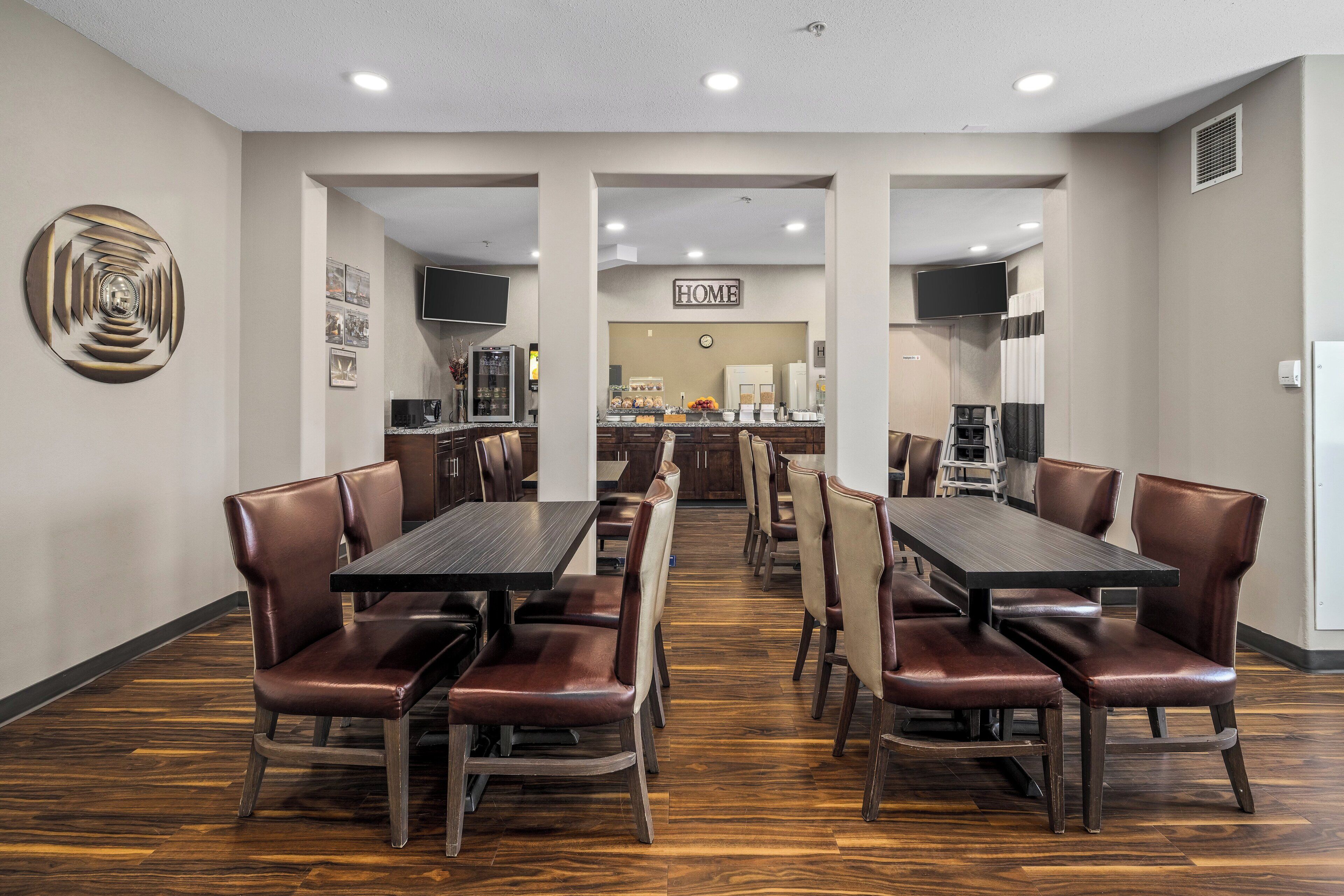 Free daily buffet breakfast 