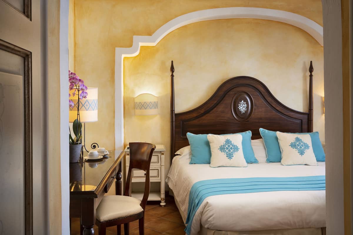 1 bedroom, minibar, in-room safe, individually decorated