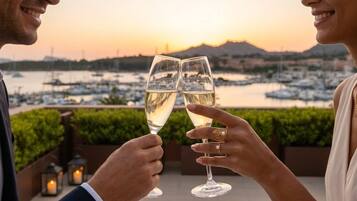 Presidential Suite (Wellness) | Minibar, in-room safe, individually decorated, individually furnished