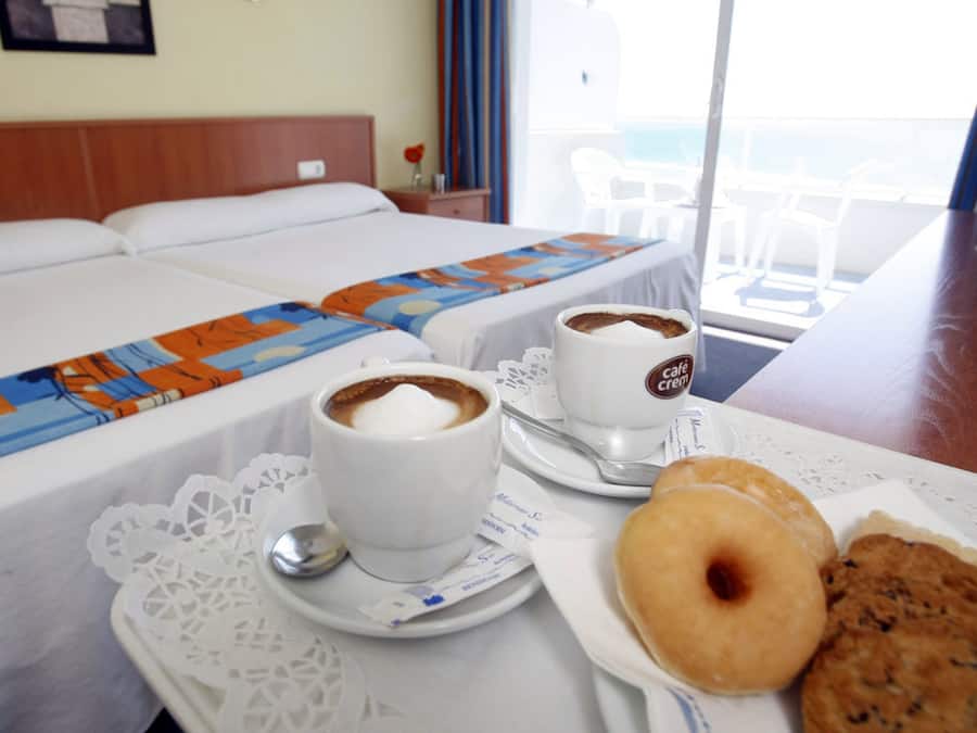 Een minibar, een kluis op de kamer, babybedden (toeslag)