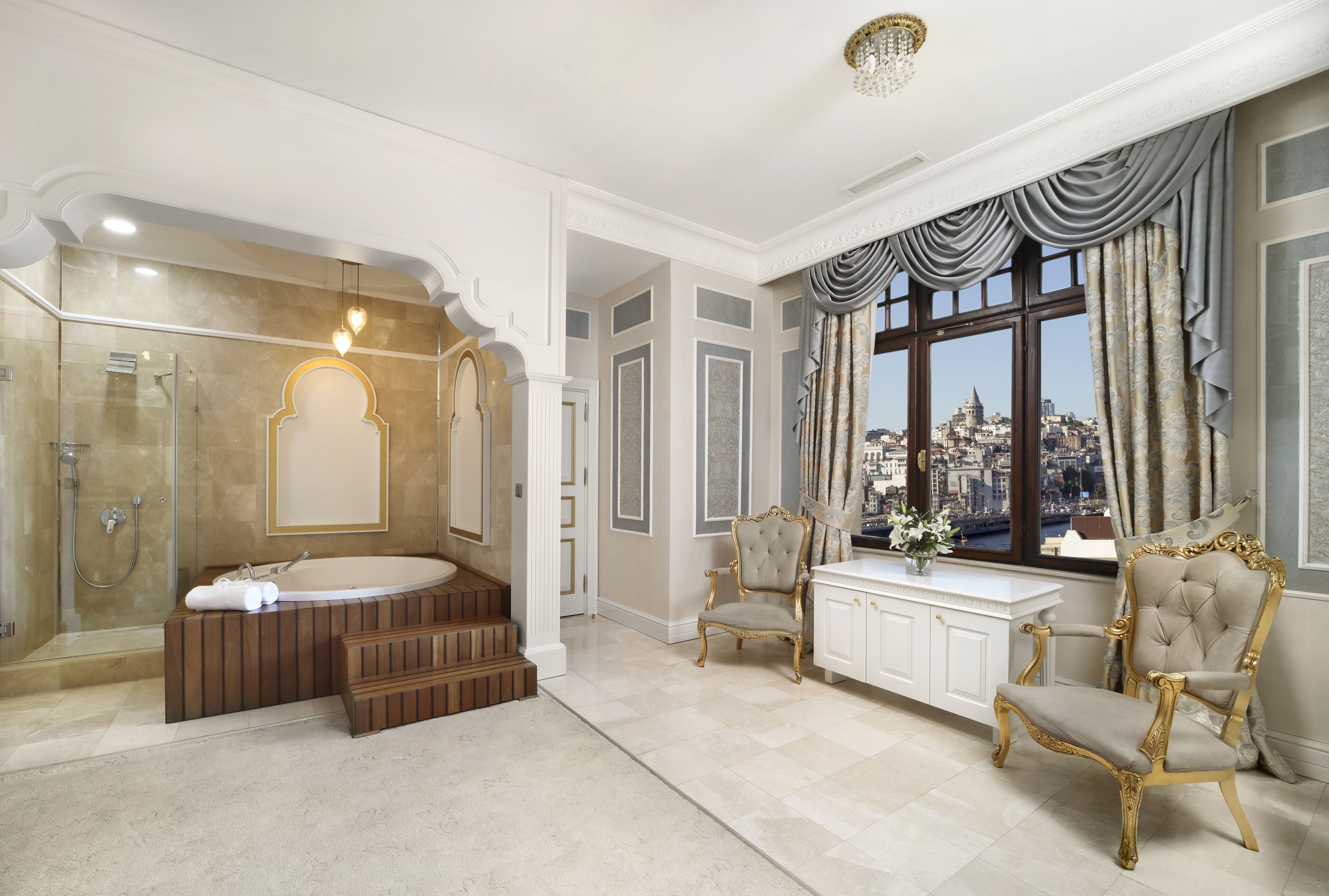 Legacy Ottoman King Suite | Living area | TV