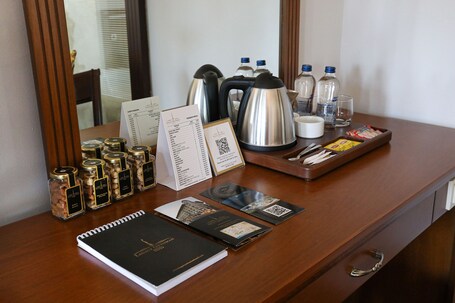 Legacy Ottoman Hotel - Image 117