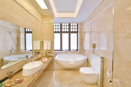 Legacy Ottoman Hotel - Image 26