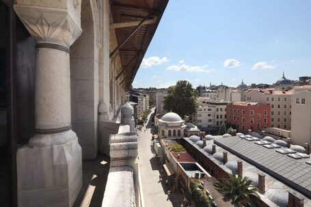 Legacy Ottoman Hotel - Image 9