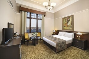 Deluxe Room, King/ Twin, Bosphorus View - Legacy Ottoman Hotel (Istanbul)
