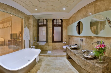 Legacy Ottoman Hotel - Image 39