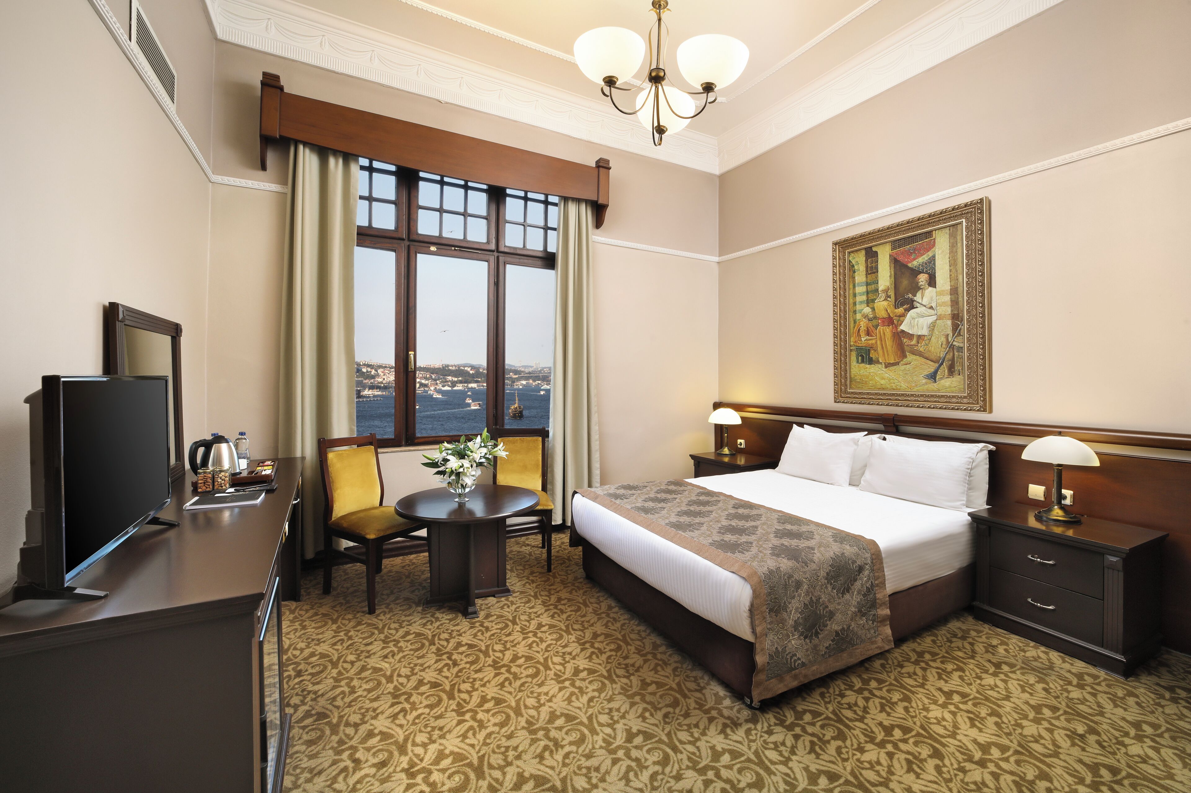 Minibar, in-room safe, desk, blackout drapes