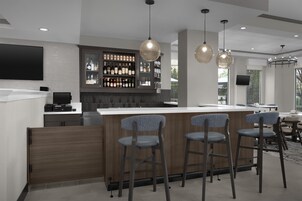 Bar (en el alojamiento)