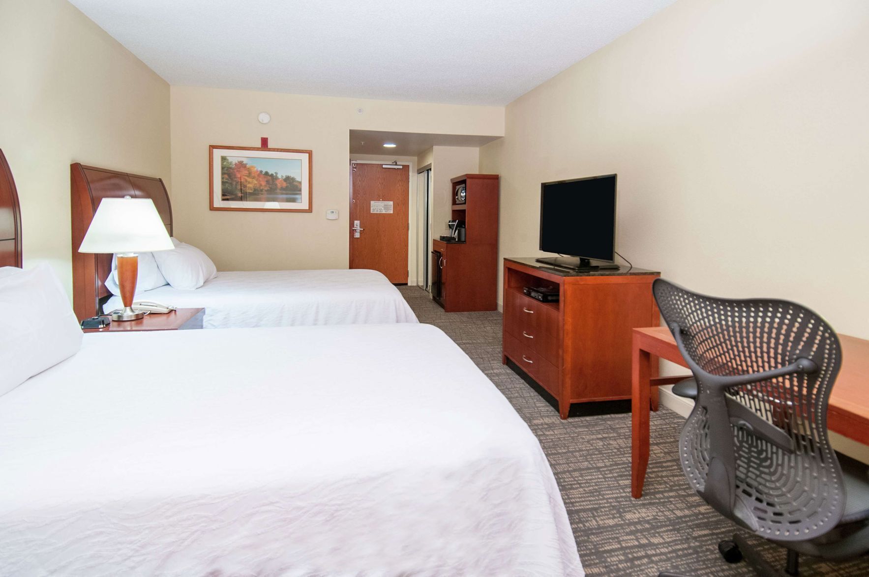 Premium bedding, in-room safe, desk, iron/ironing board