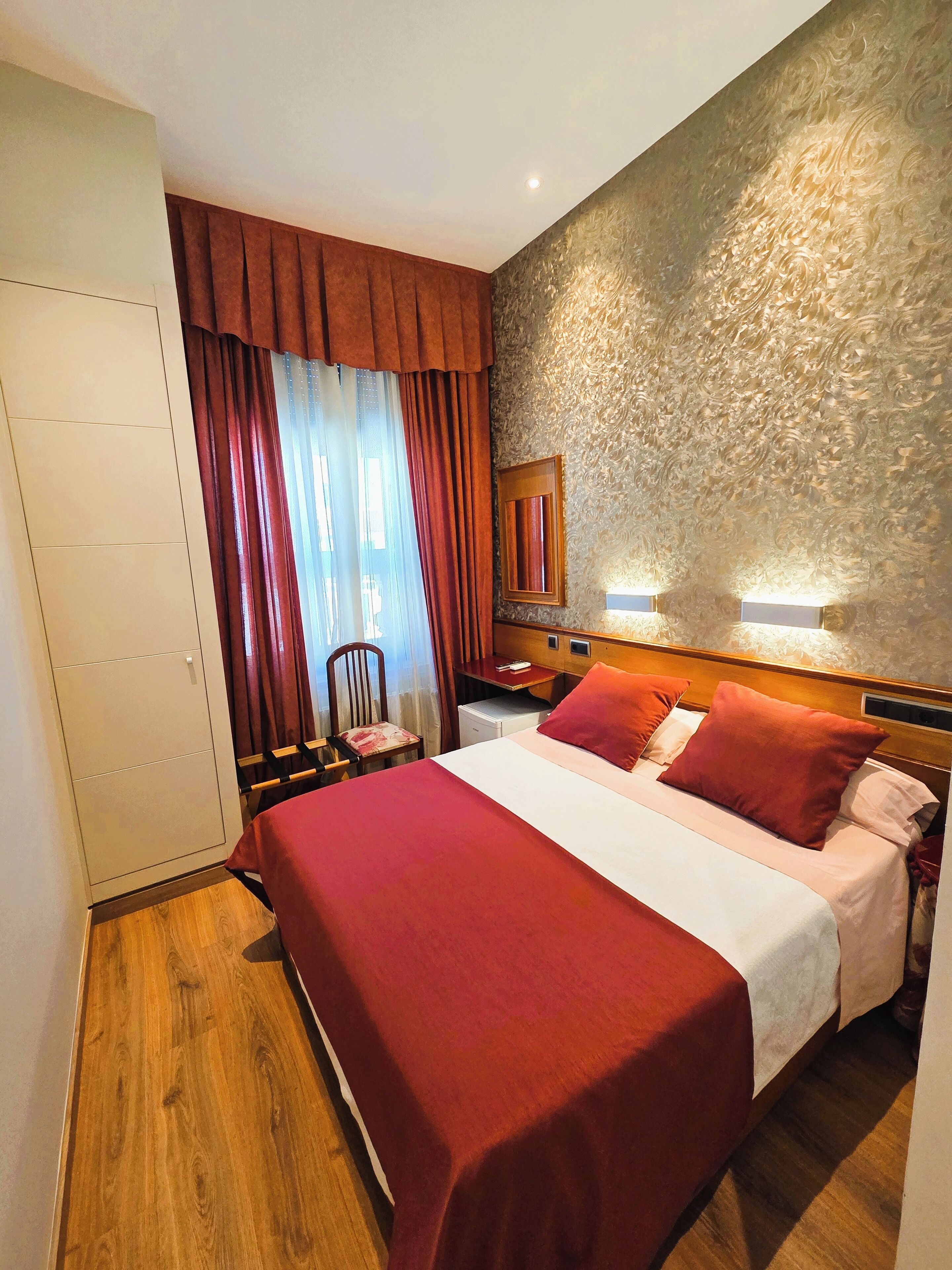 Foto - Hostal Hispano - Argentino Gran Vía