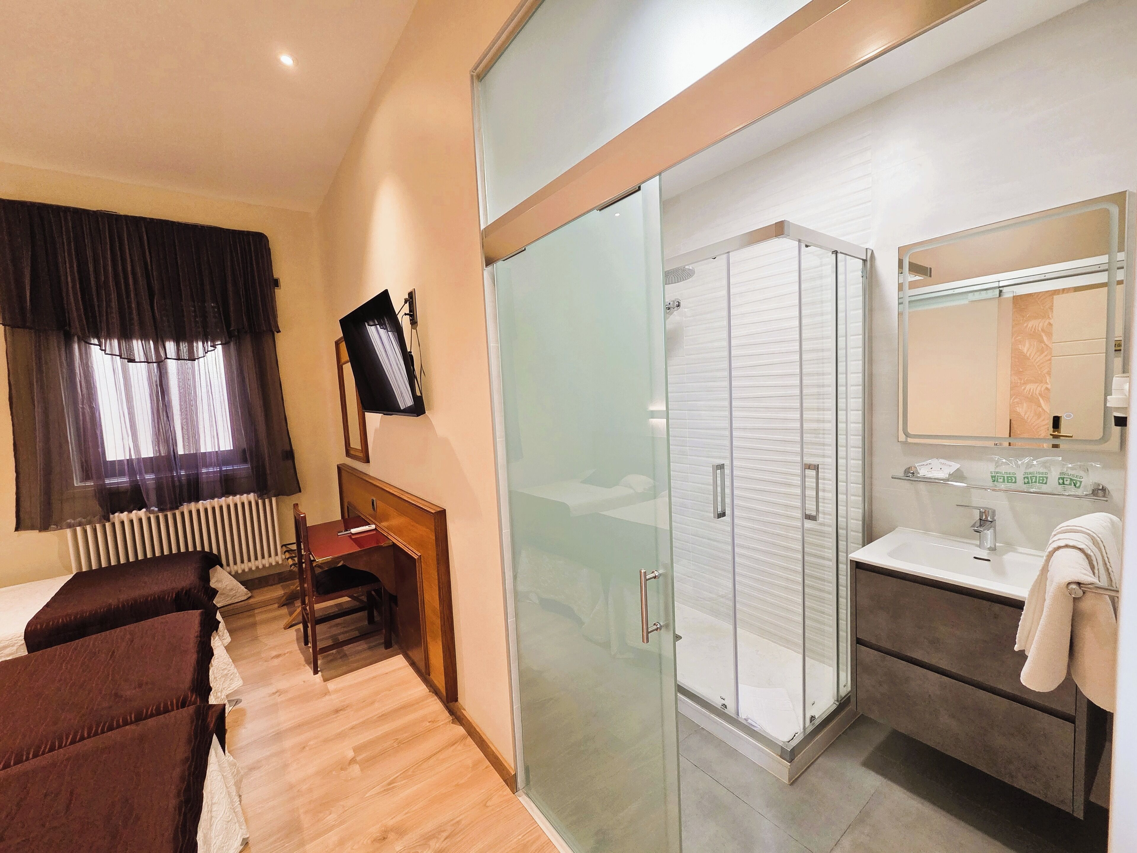 Foto - Hostal Hispano - Argentino Gran Vía