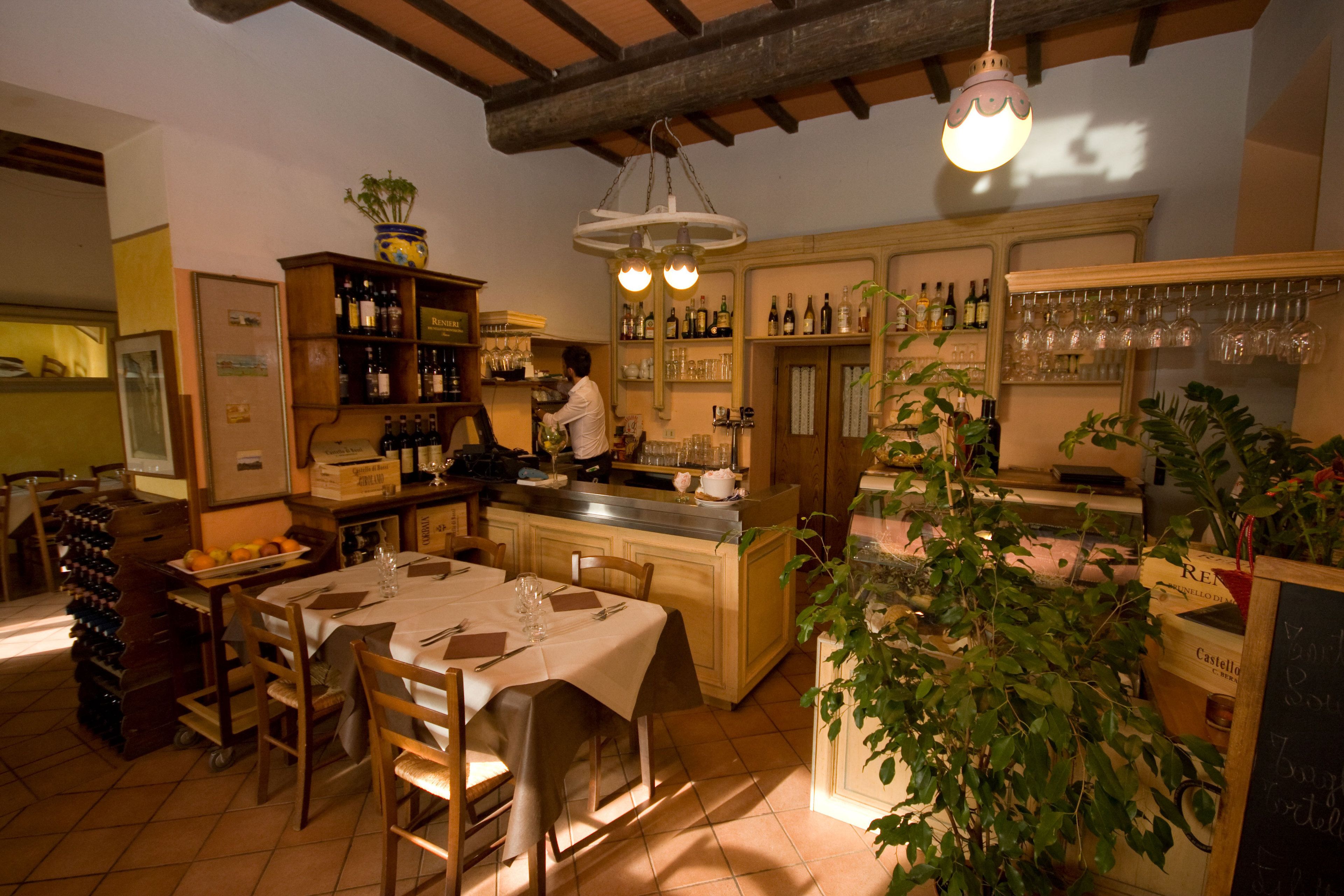 Daily buffet breakfast (EUR 8 per person)