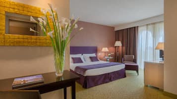 Italienische Bettbezüge von Frette, Select-Comfort-Betten, Minibar