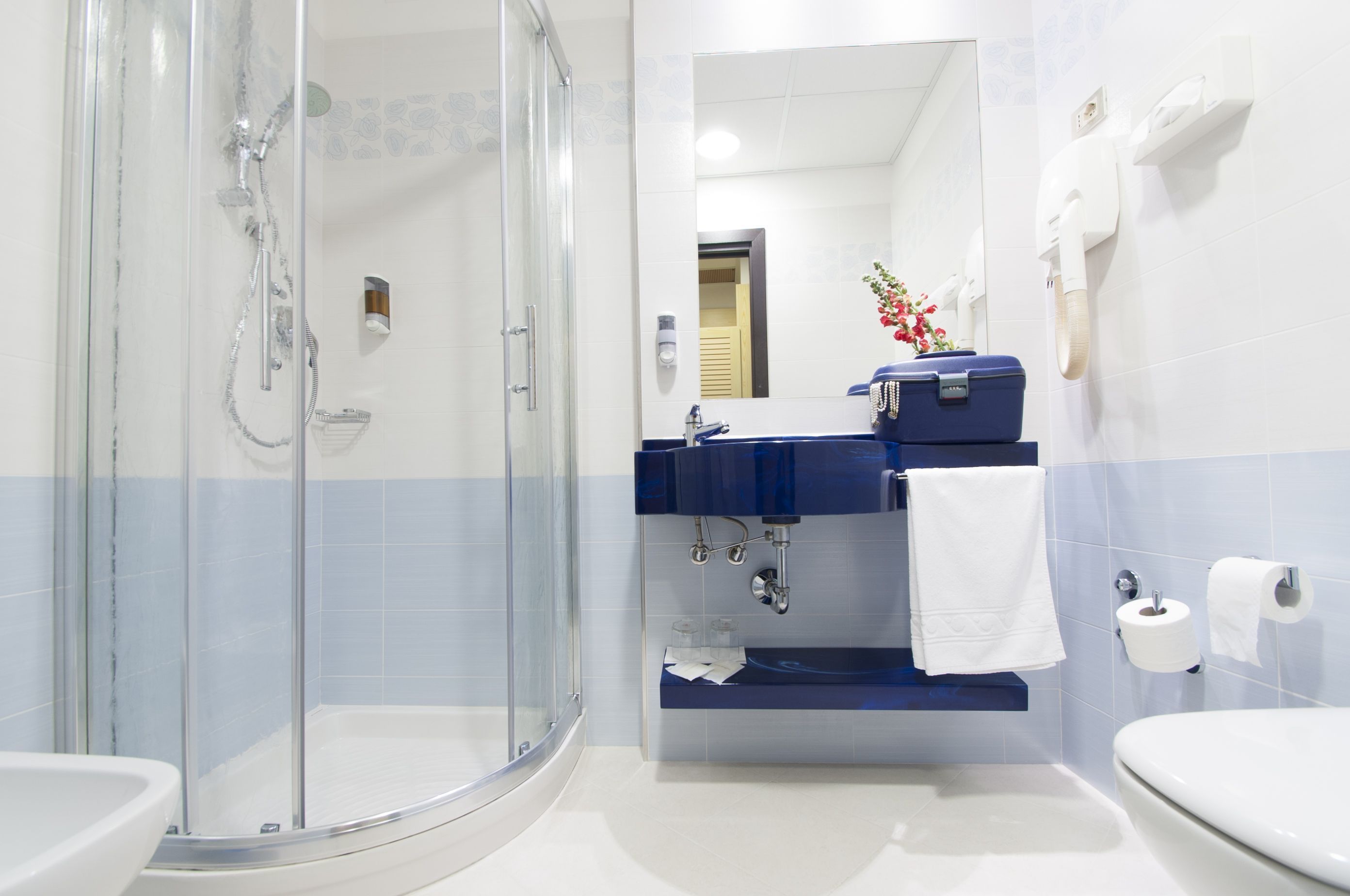 comfort double room | bathroom | hair dryer, bathrobes, bidet, towels