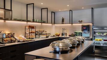 Daily buffet breakfast for a fee