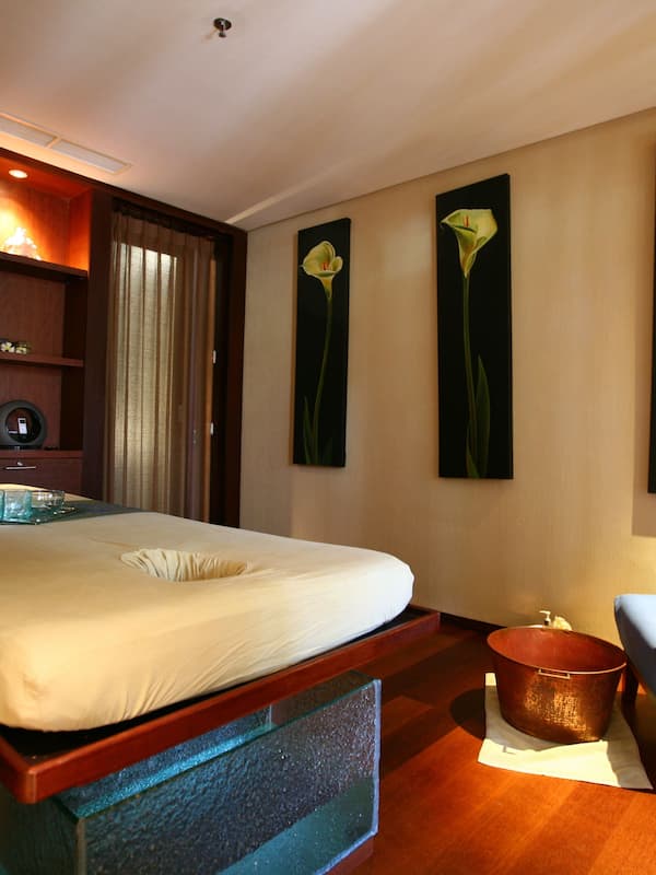 Sale per trattamenti di coppia, sauna, vasca idromassaggio