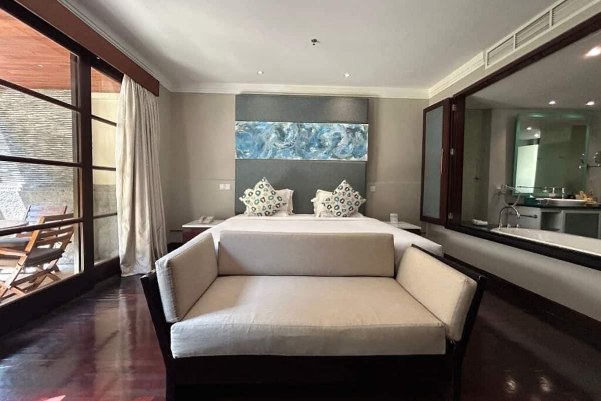 1 bedroom, minibar, in-room safe, desk