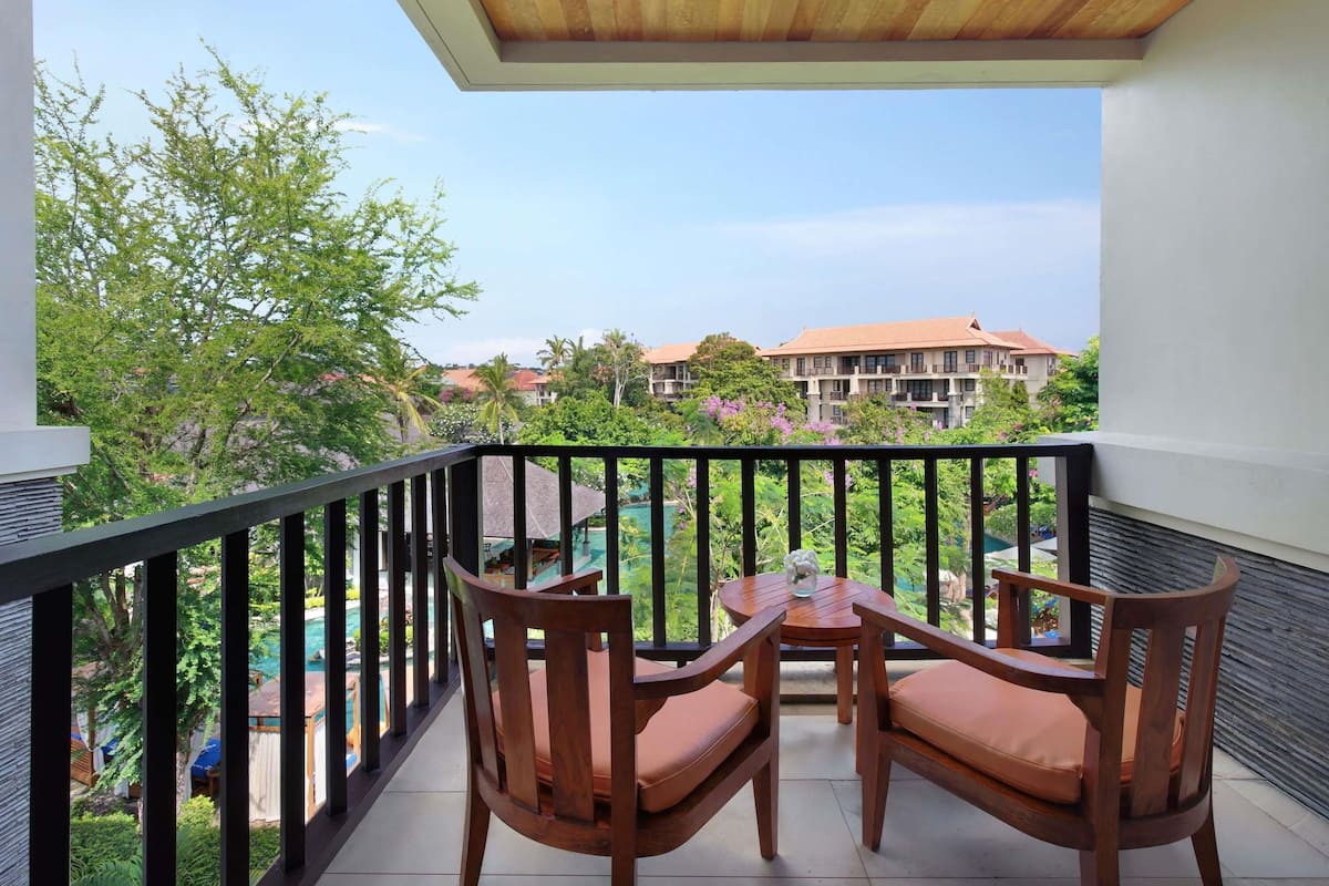 Minibar, safe på rommet, skrivebord og skrivebord for bærbar PC