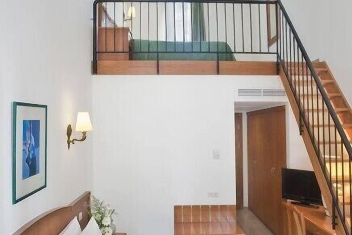 Suite Familiale, 1 lit double et 1 canapé-lit | Vue de la chambre
