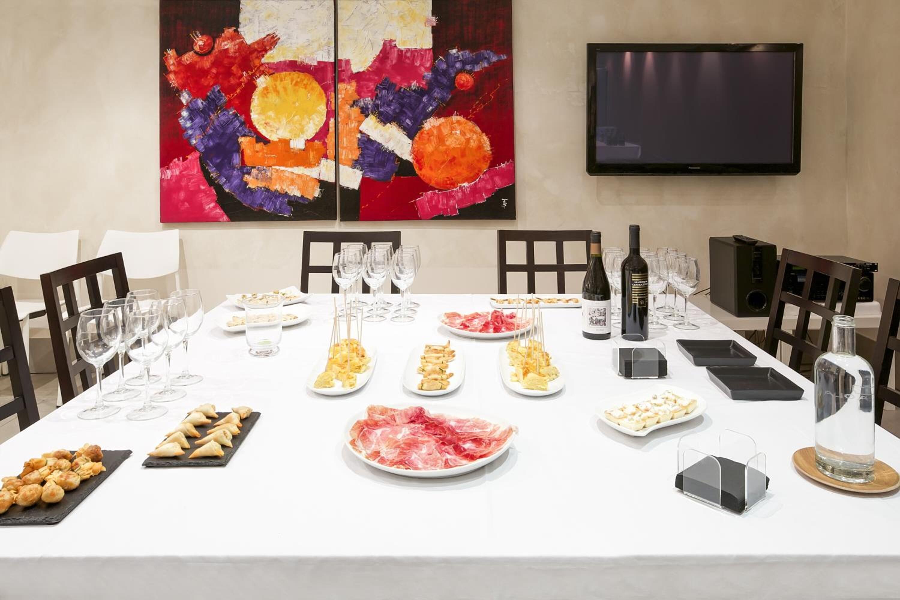 breakfast, lunch, dinner served; spanish cuisine