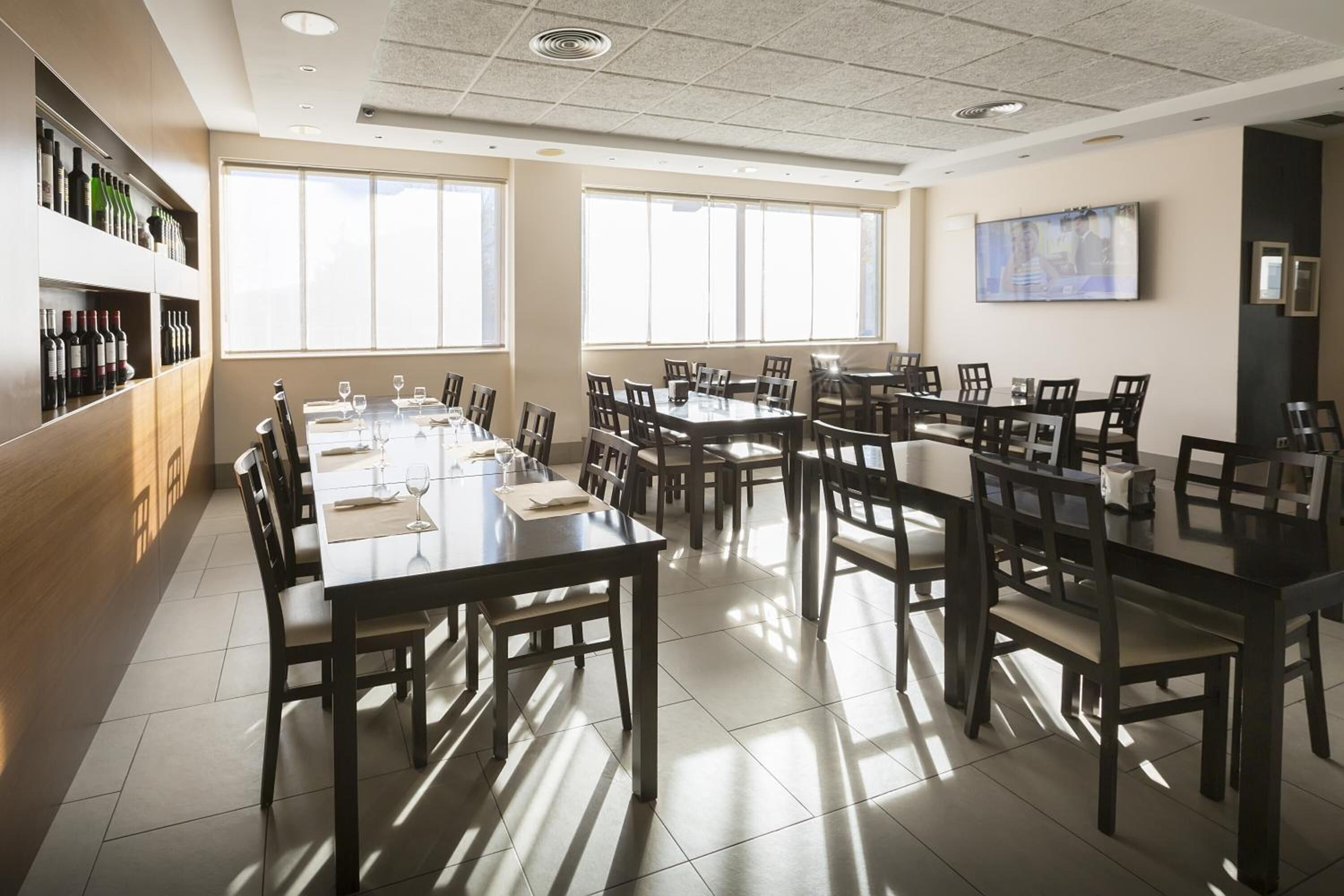 breakfast, lunch, dinner served; spanish cuisine