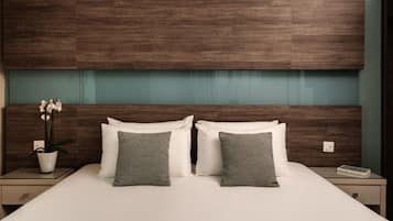 Standard Double or Twin Room | Minibar, in-room safe, desk, laptop workspace