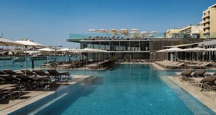 115 The Strand Hotel by NEU Collective