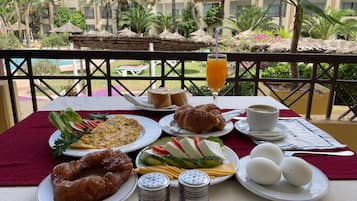 Gratis kontinental frukost varje dag