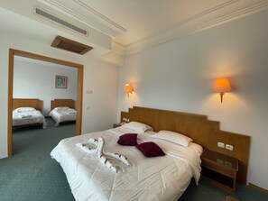 Family Suite | Blackout drapes, free WiFi, bed sheets - Hotel Marina Palace (Hammamet)