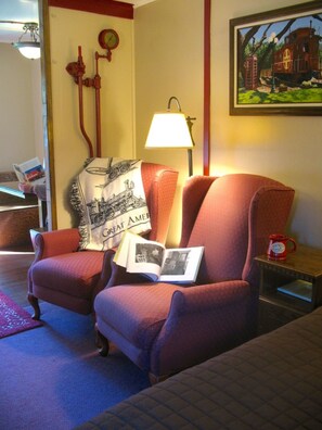 Room, Private Bathroom (Celebrations) | Living area | Flat-screen TV, DVD player, MP3 dock - Featherbed Railroad B&B Resort (Nice)