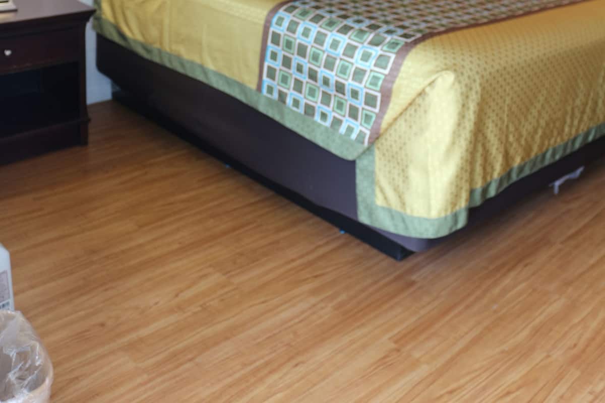 1 habitación, escritorio y wifi gratis
