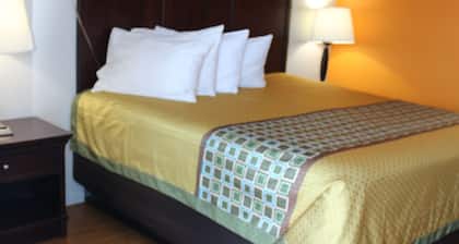 LoneStar Inn