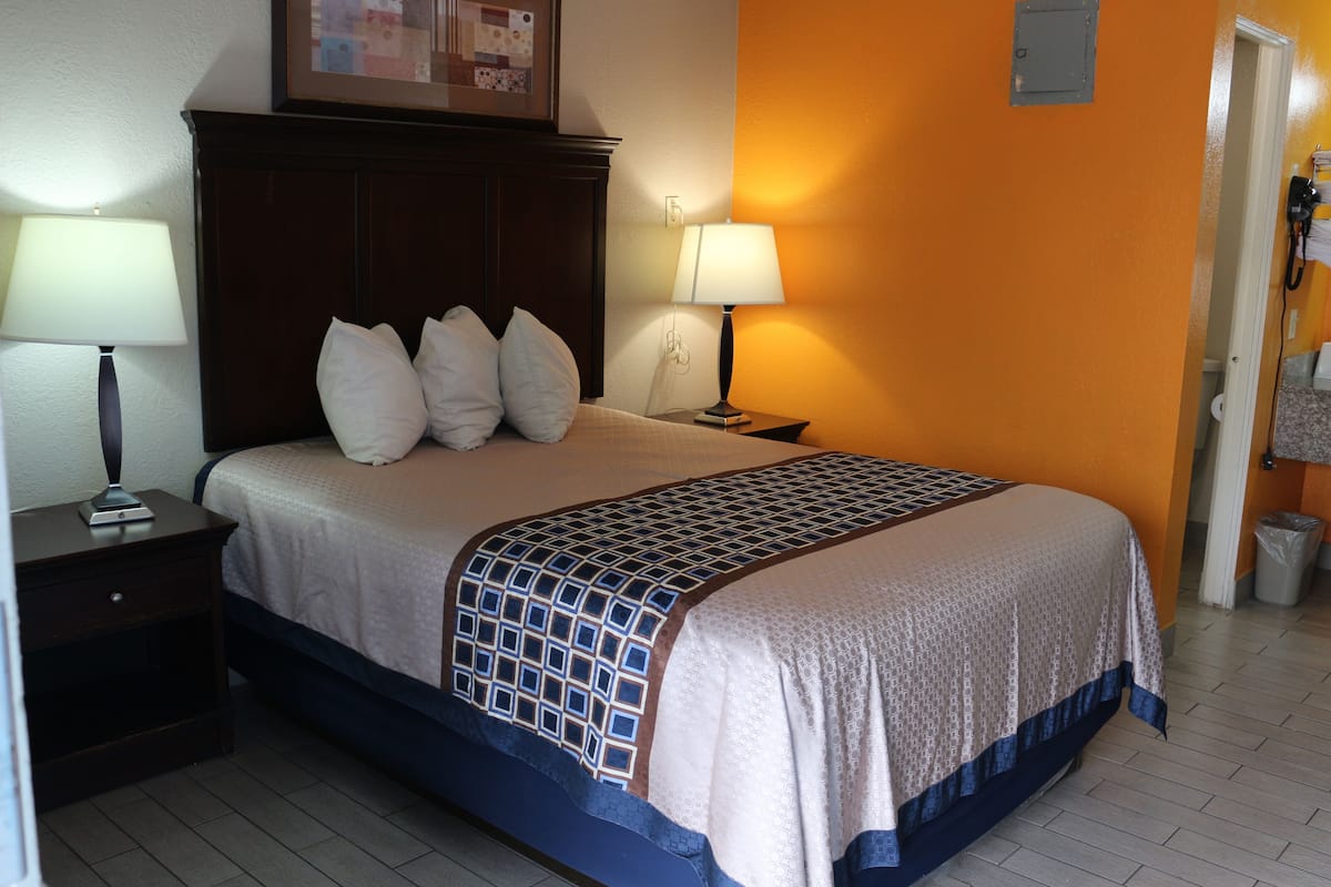 1 habitación, escritorio y wifi gratis