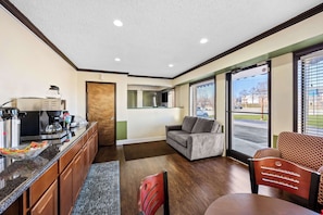 Lobby - Americas Best Value Inn Ft. Jackson (Columbia)