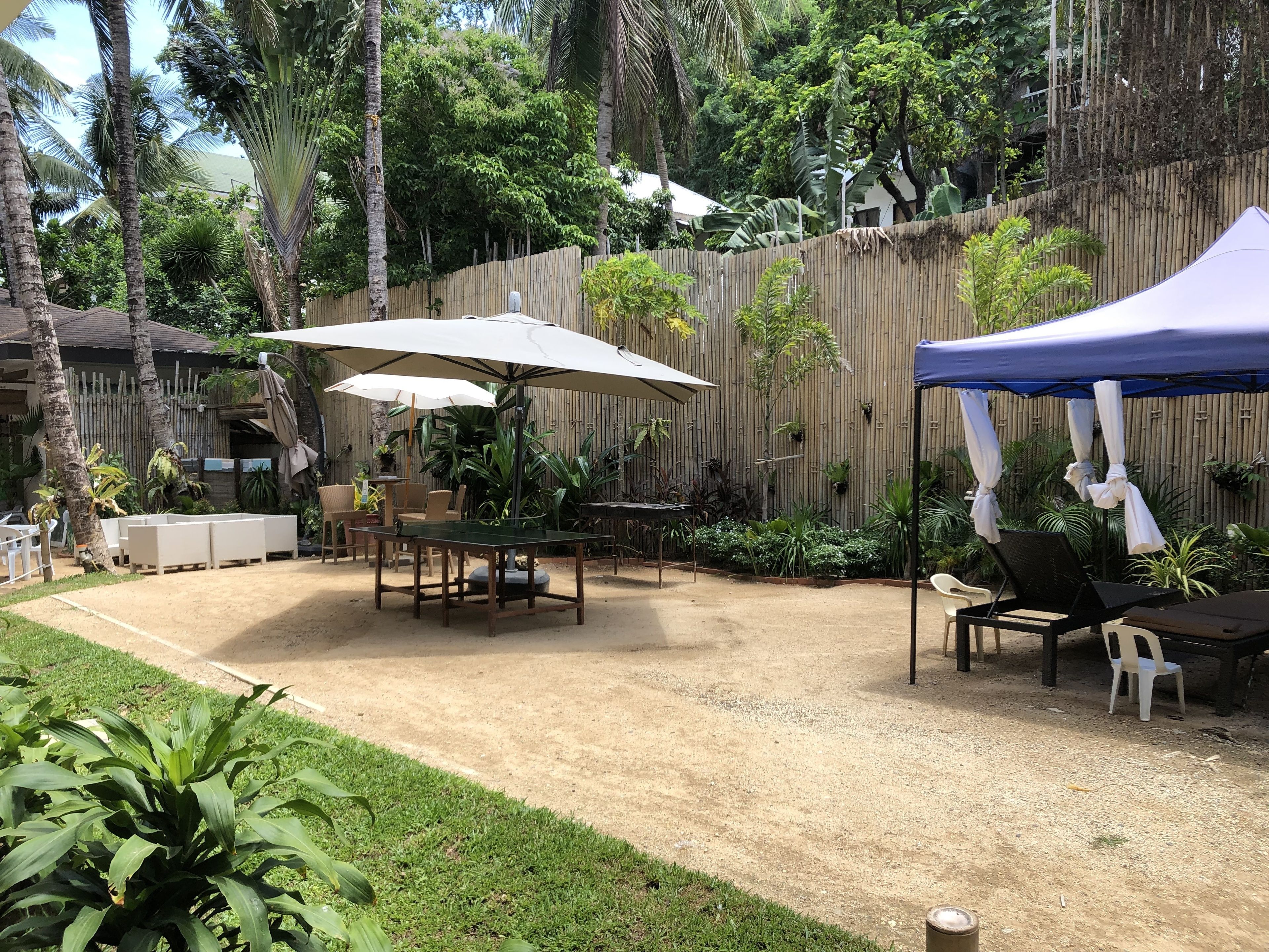 outdoor banquet area