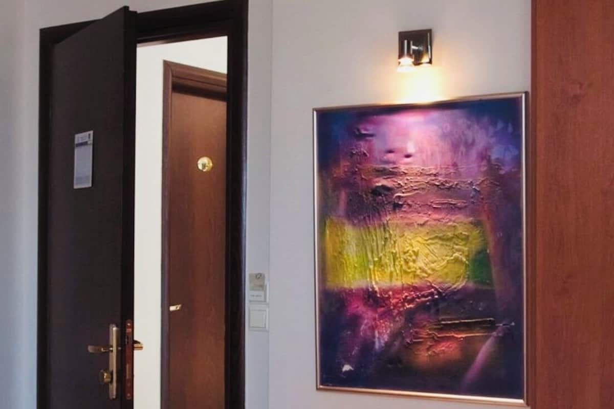 Executive Double Room | In-room safe, blackout drapes, soundproofing, iron/ironing board