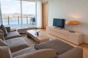 Colchones con acolchado adicional y escritorio