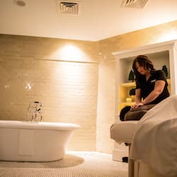 Hot tub, hot springs, body treatments, hydrotherapy, aromatherapy