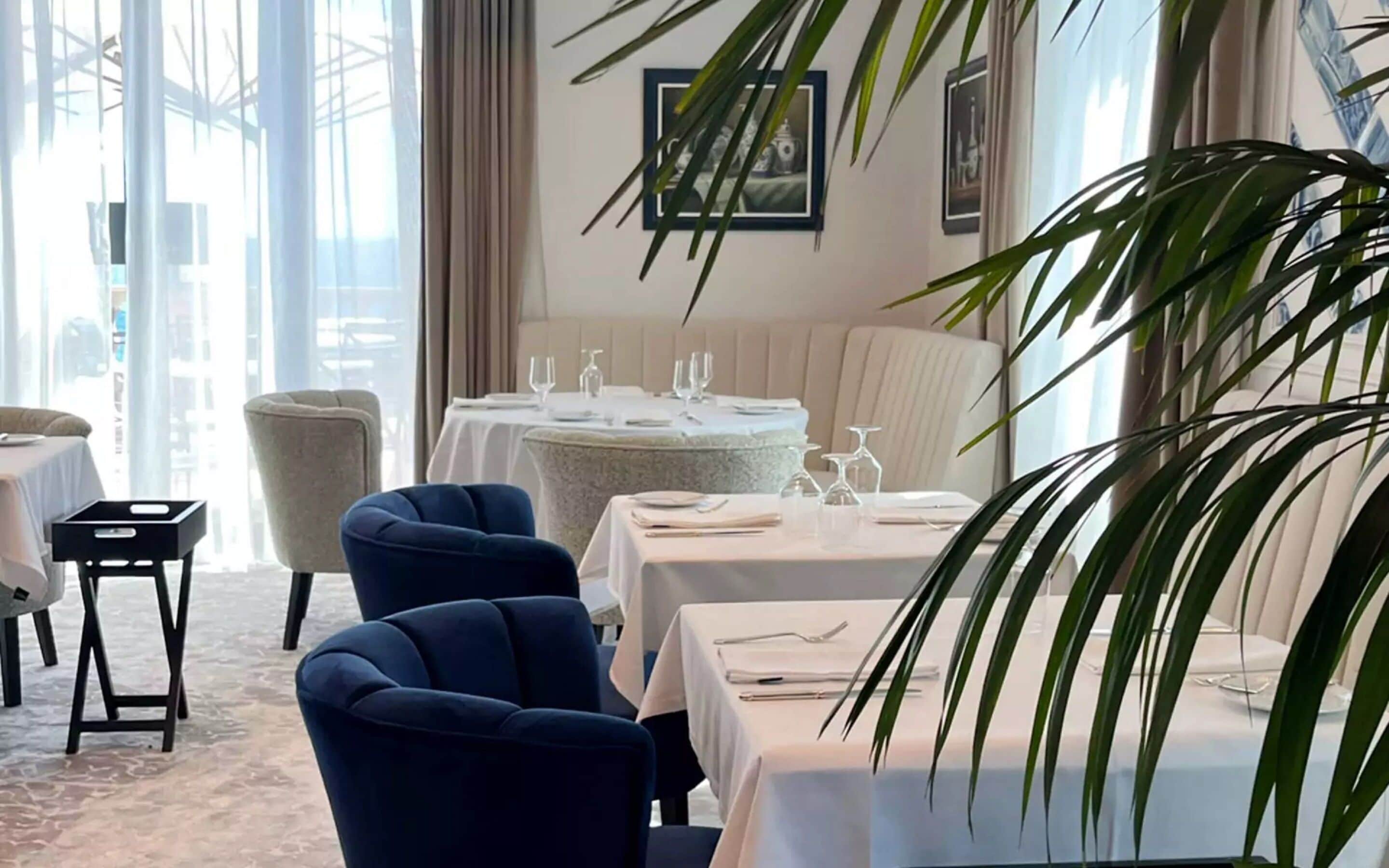 2 restaurants, breakfast served, local and international cuisine