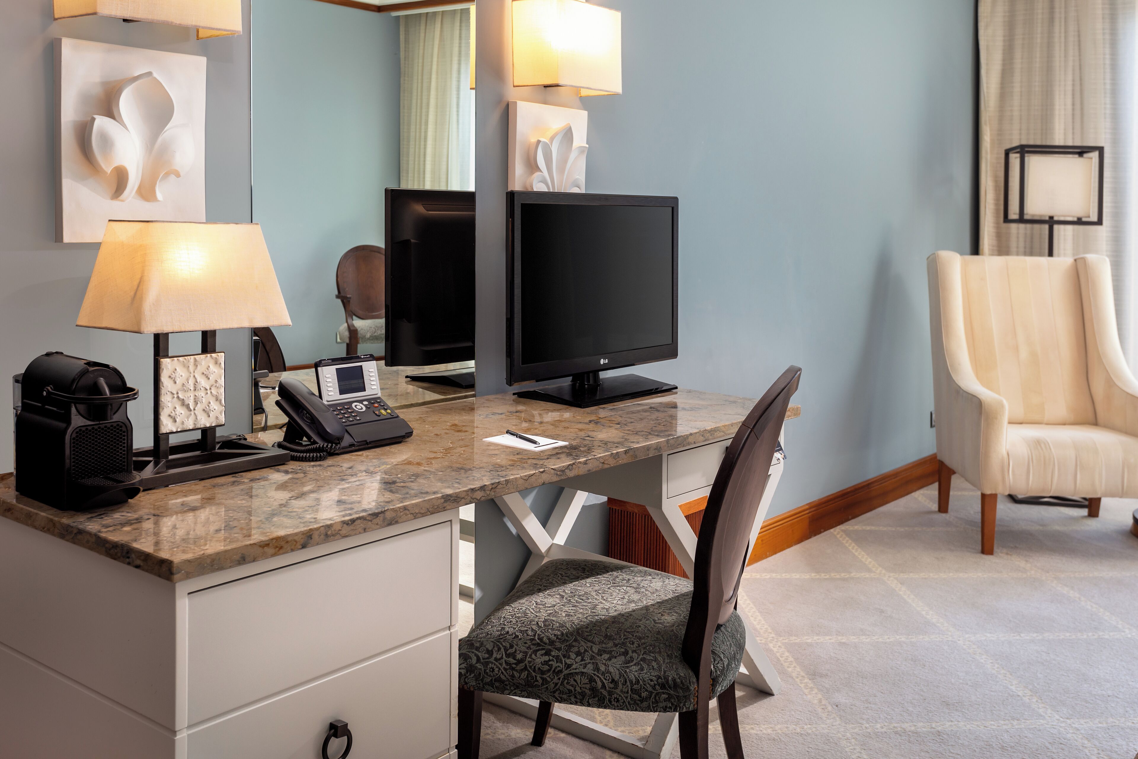 grand double room, sea view (deluxe) | 1 bedroom, premium bedding, minibar, in-room safe