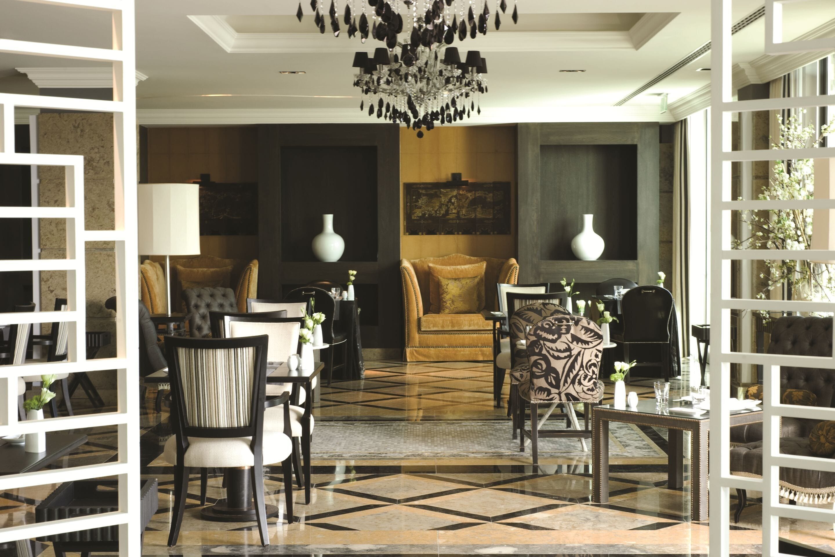 2 restaurants, breakfast served, local and international cuisine