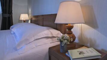 Couette en duvet d'oie, surmatelas, minibar